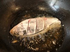 怎樣判斷食用油是否為劣質(zhì)油？